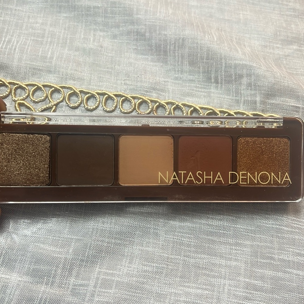 Natasha Denona eyeshadow palette